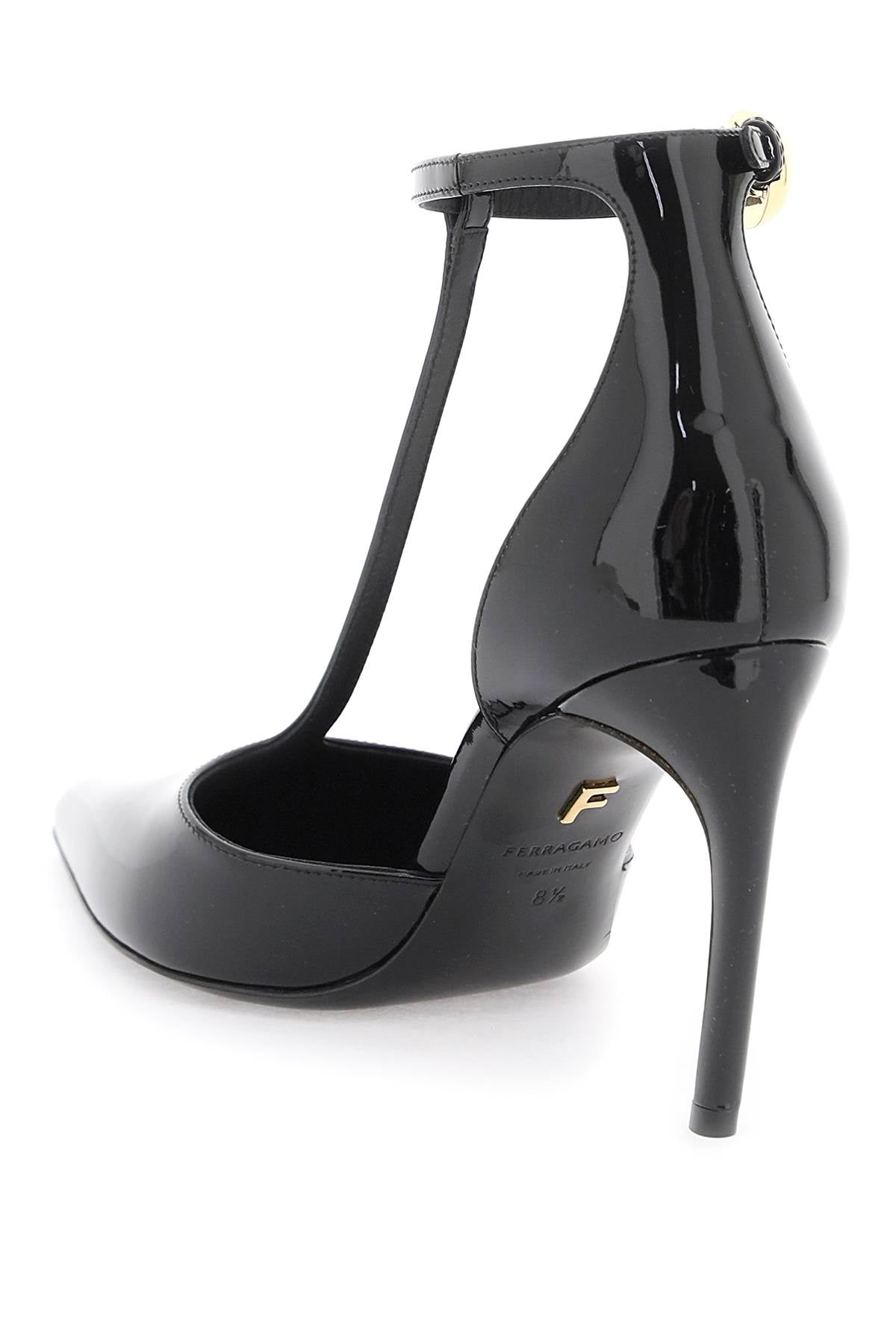 Giày cao gót t-strap đen bóng với đế cong cho phụ nữ - SS24