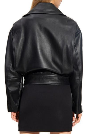 精致黑色摩托皮衣 - 女性的奢华时尚宣言