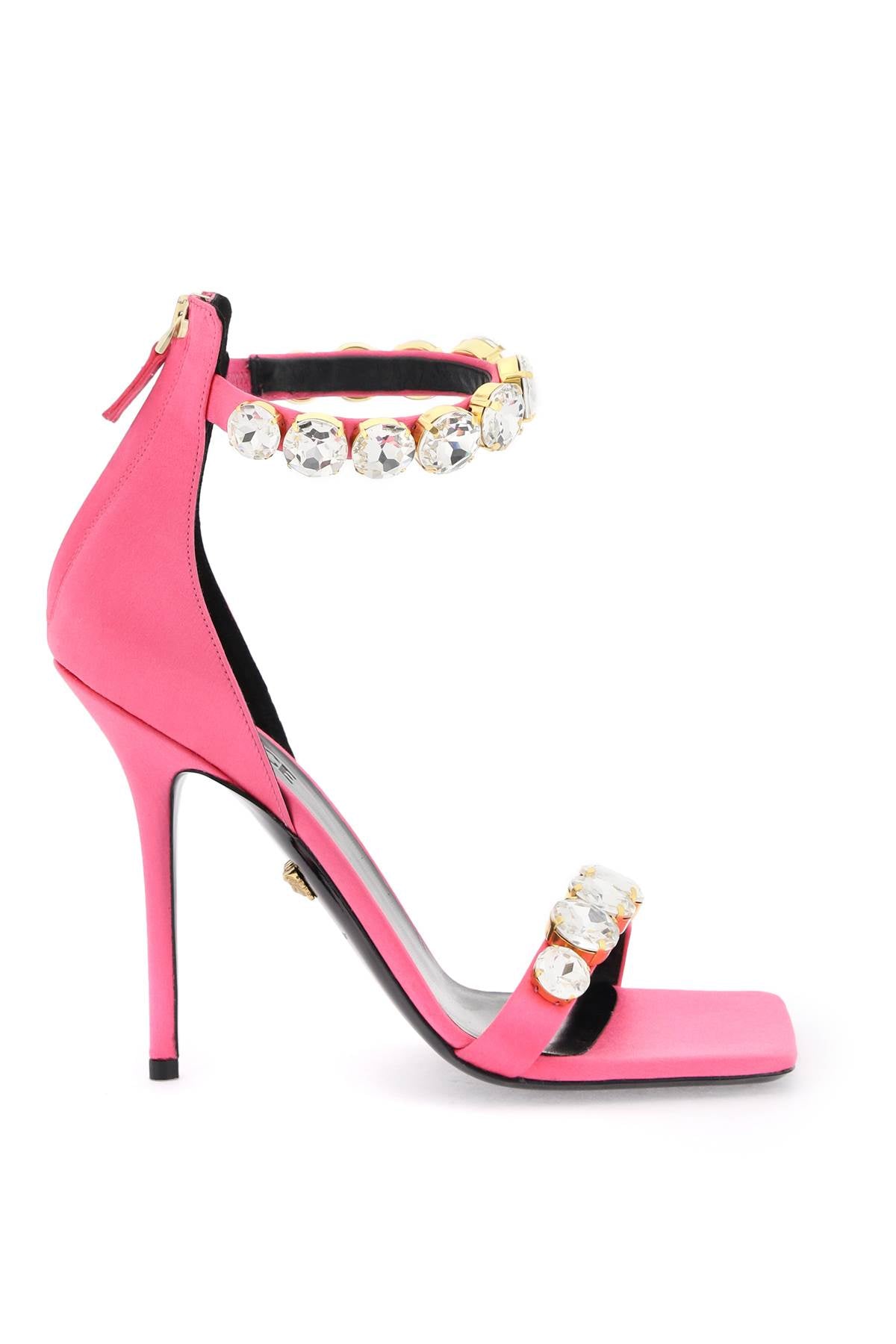 粉紅絲織半身鞋，加上水晶裝飾，適合女性