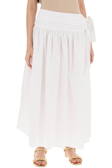 女性用ホワイトコットンフレアミディスカート