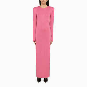 粉色连衣裙，镶有微型水钻，拥有衬垫式宽肩设计