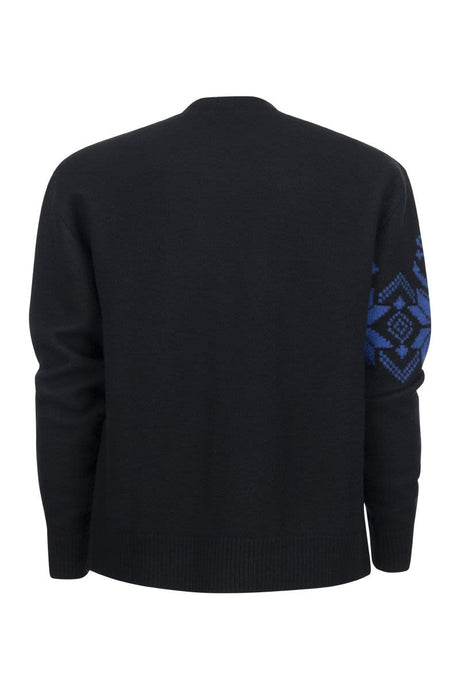 男性羊毛雅卡迪衫 - 含有几何元素和Intarsia玫瑰