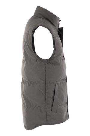 CANADA GOOSE Grey Padded Vest for Men - Shield Yourself from Unpredictable Weather with this Quilted Jacket