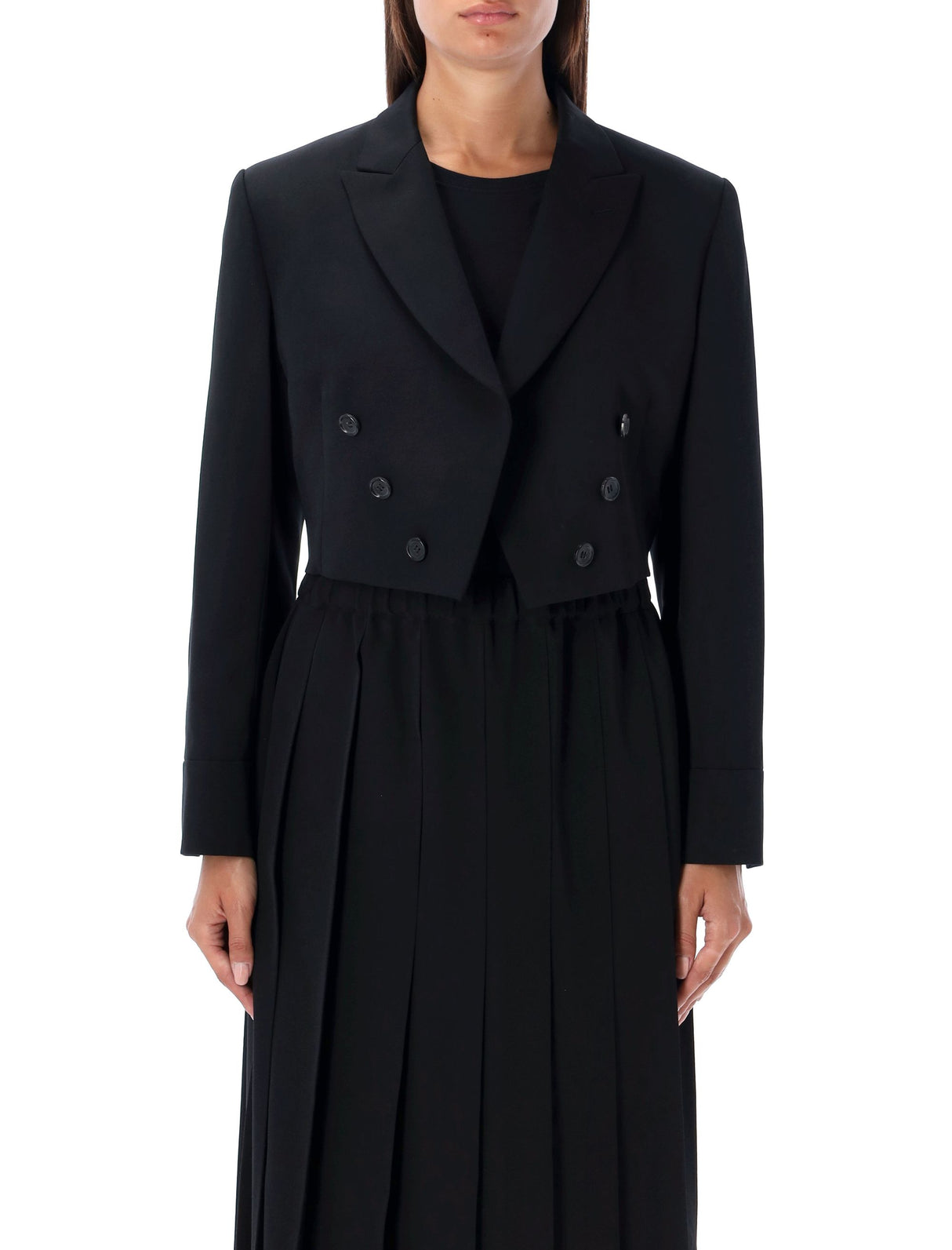 時尚又帥氣：女士黑色斯賓塞爾外套