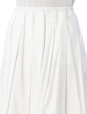 女性向け白のエレガントなプリーツスカート（SS24）