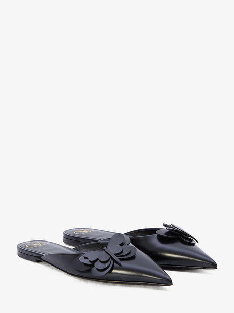 VALENTINO GARAVANI Sophisticated Pointed Leather Flats for Women