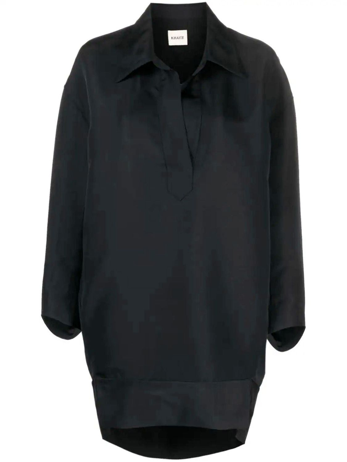 黑色法蘭絨迷你襯衫連衣裙，V領和高下裙擺