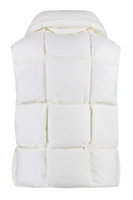 Áo khoác lông đầy đặn với họa tiết Intreccio trên chất liệu nylon trắng FW22 cho phụ nữ