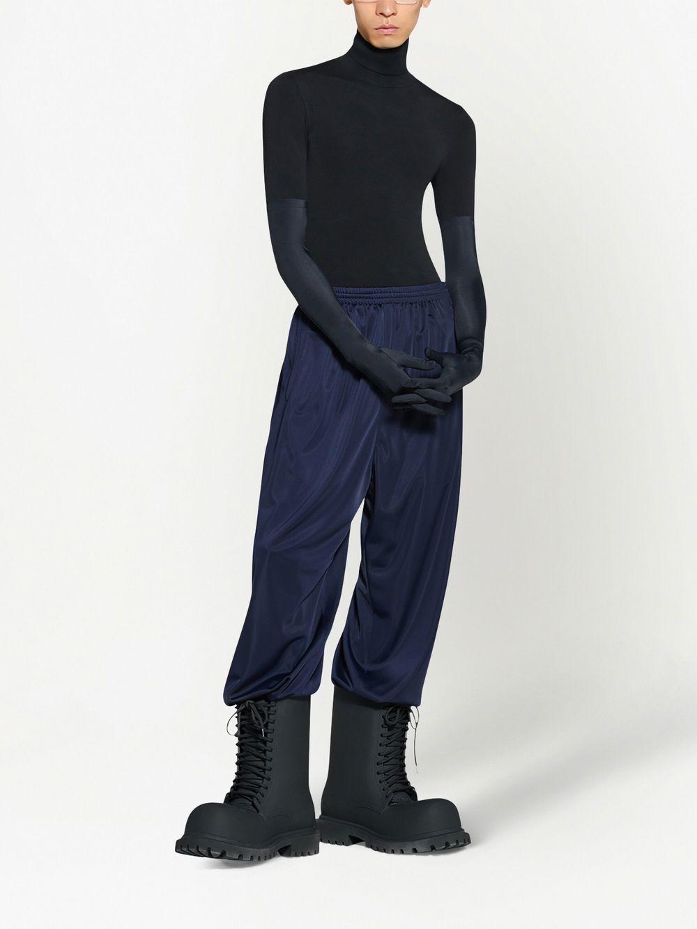 男性藍色網格襯裡運動褲，巴黎世家 SS23系列