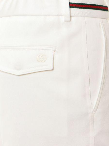 Quần vải cotton trắng với chi tiết dải và thêu GG cho nam