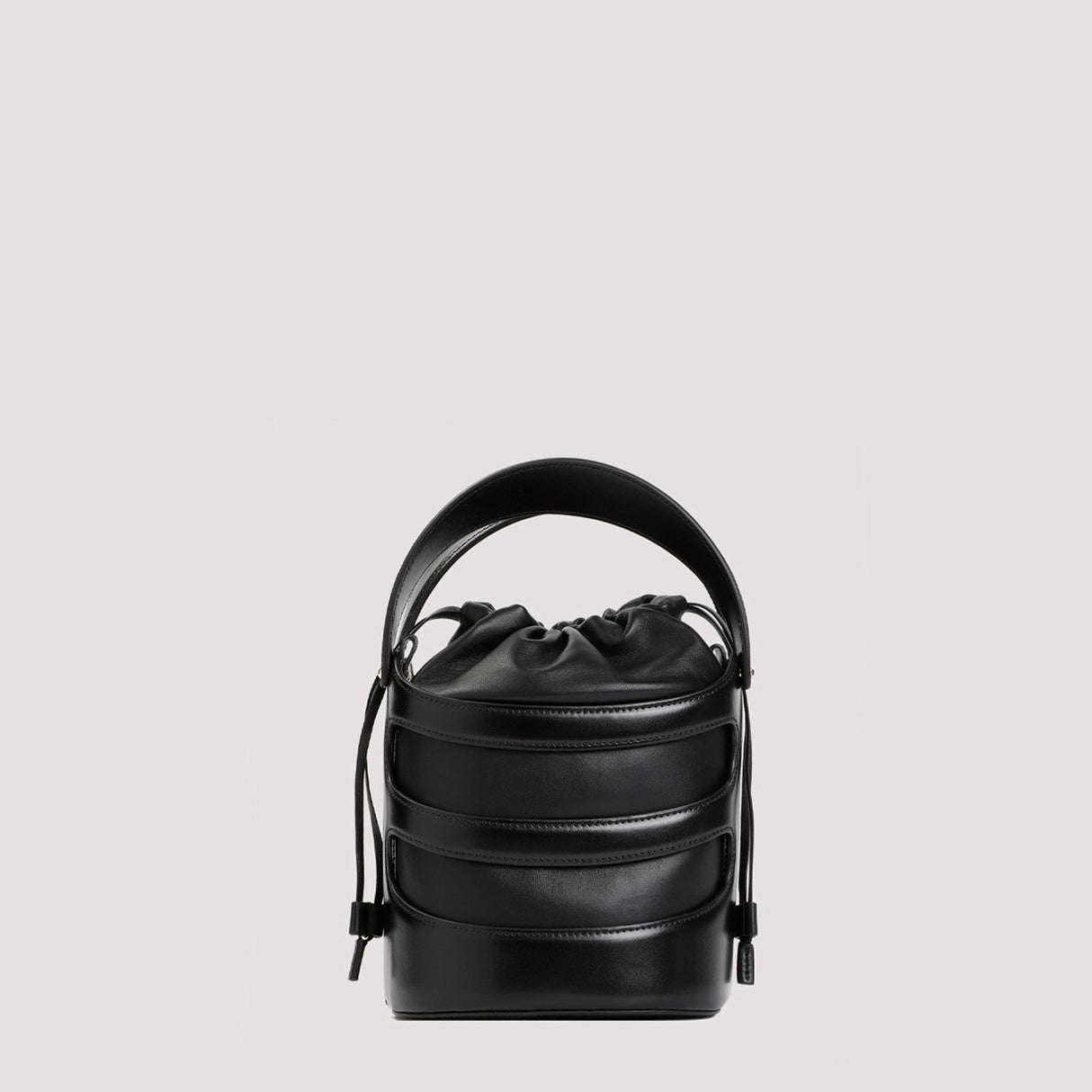 女性用魅力的な黒いレザーハンドバッグ - SS24