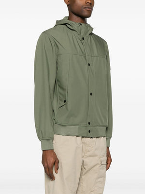 男士绿色科技面料夹克，可拆卸标志补丁和筋边设计