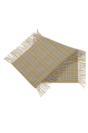 BURBERRY Luxurious Checkered Cashmere Scarf