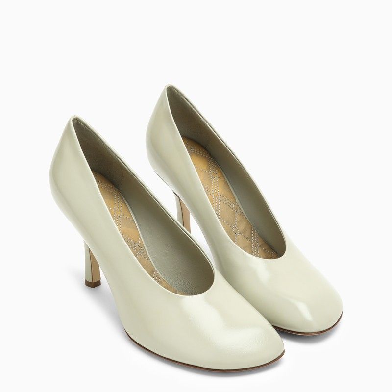 BURBERRY Beige Shiny Lambskin Pumps with Quilted Insole