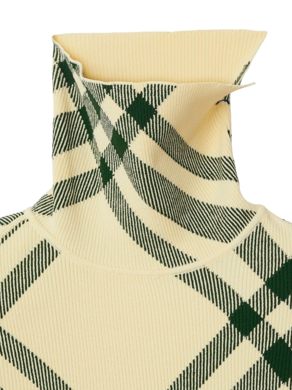 ベージュチェック柄タートルネックセーター | SS24コレクション