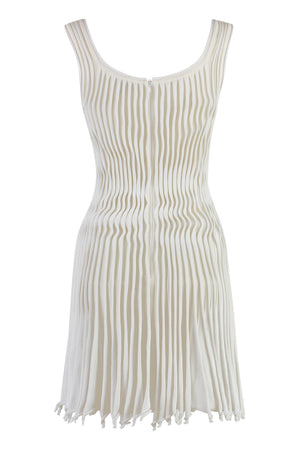 女士白色针织连衣裙 - FW23系列