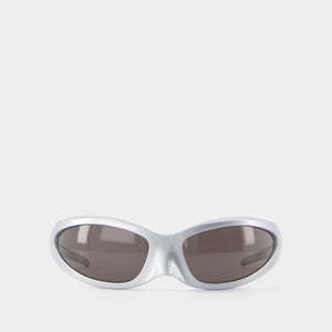 灰色時尚太陽眼鏡
