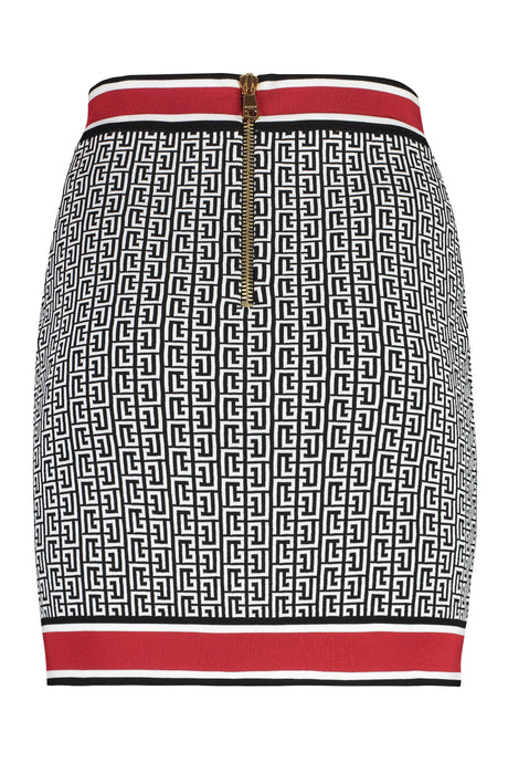 White Jacquard Knit Skirt with Embellished Buttons and Ribbed Edges