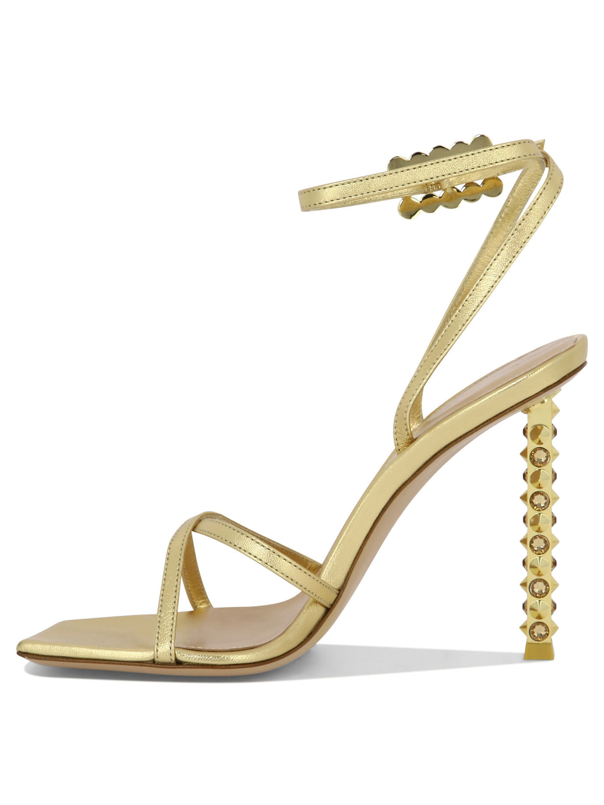 纯金水晶和铆钉装饰的女士交叉凉鞋
