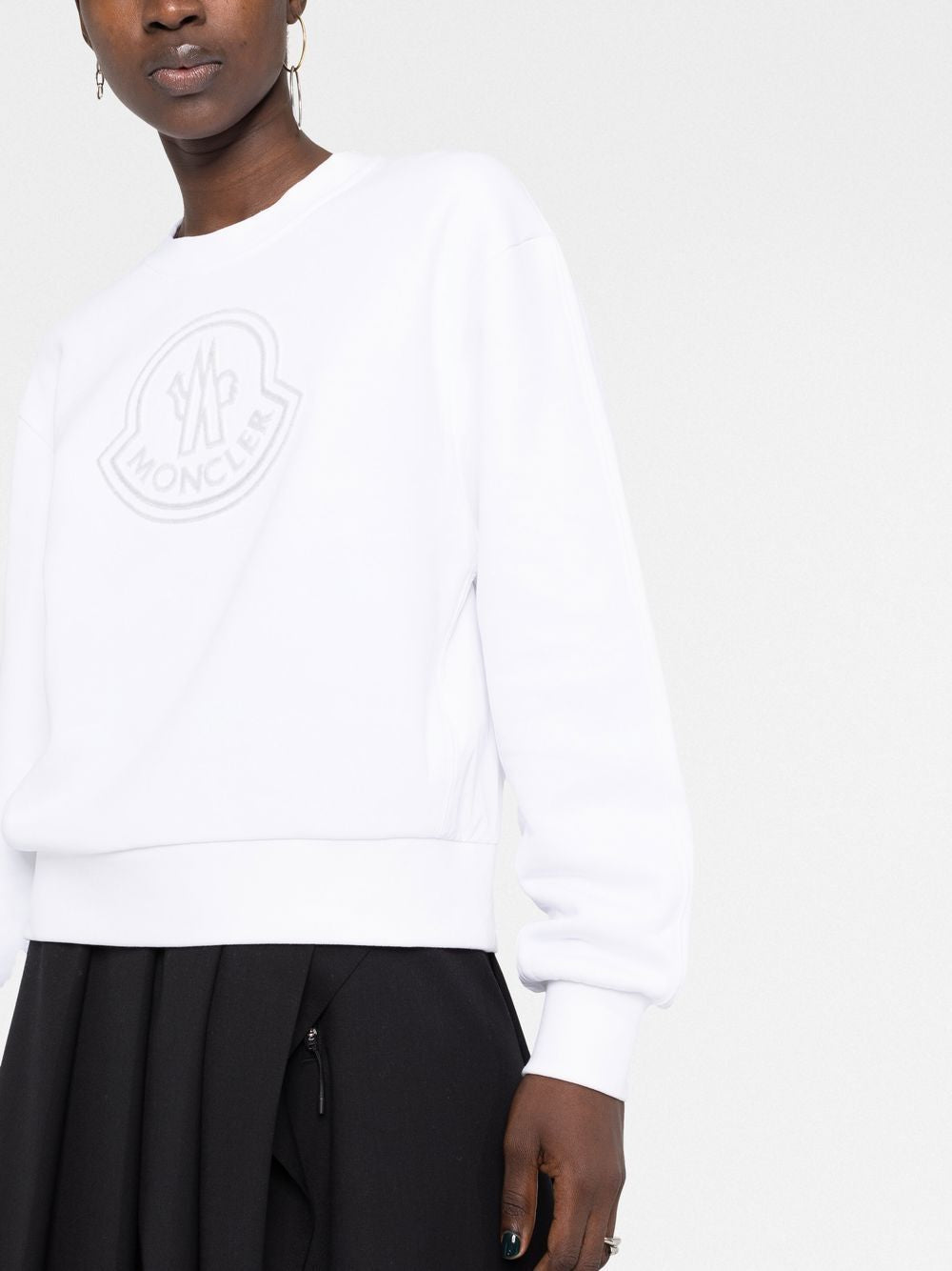 MONCLER Women's Carryover Black 001 Sweatshirt with Embroidered Logo