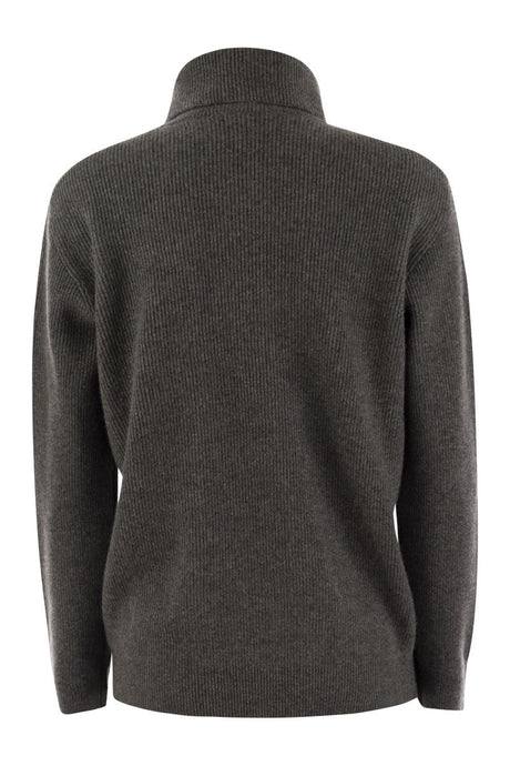 BRUNELLO CUCINELLI Luxurious Cashmere Turtleneck Sweater with Monile Embellishment