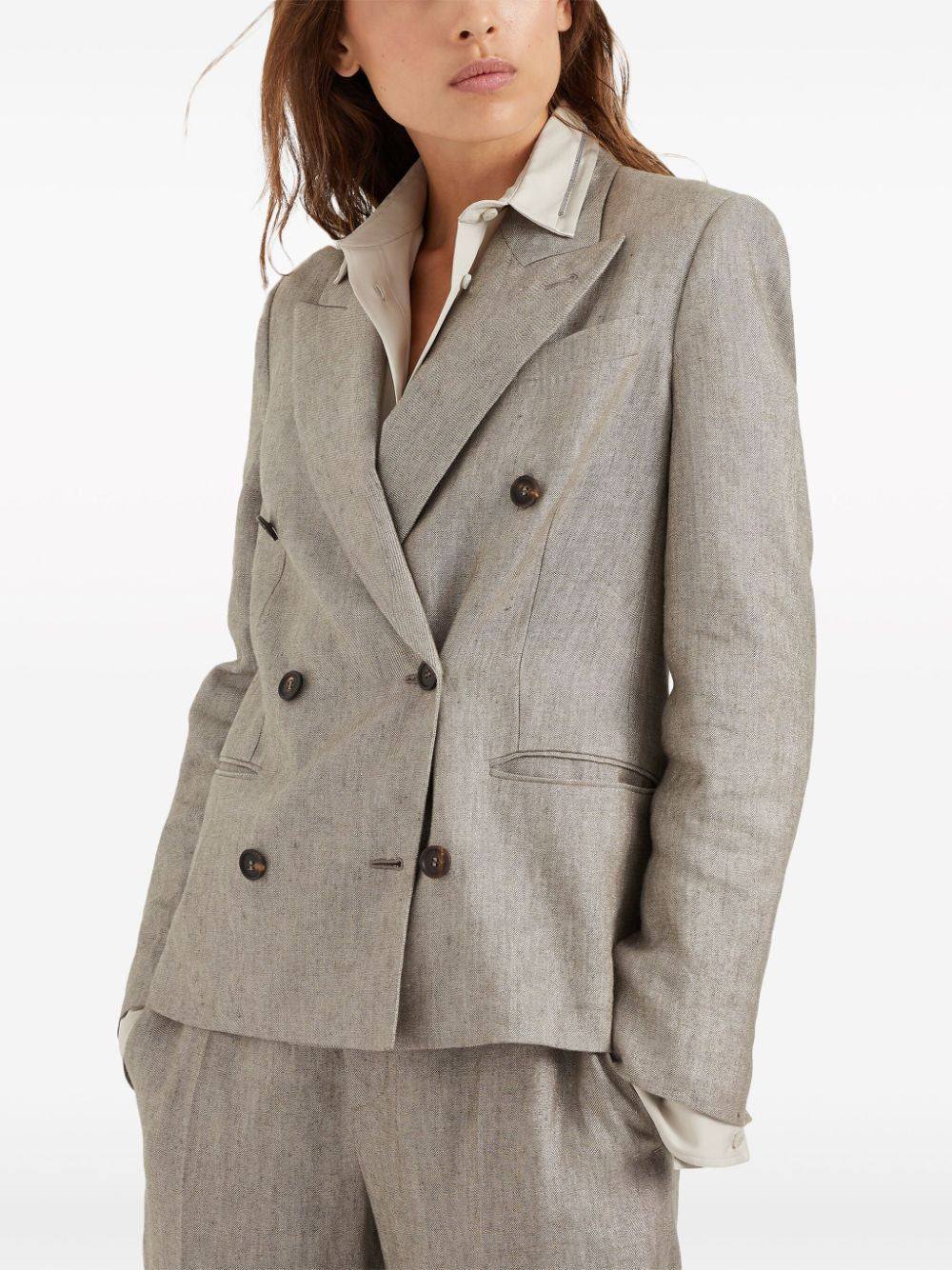 時尚C002女式外套 (避免品牌名稱,避免外來詞)