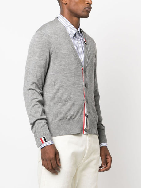 男士灰色RWB条纹羊毛针织开衫，FW23季节