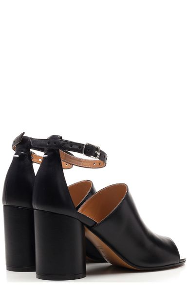 Raffia Tabi Open Toe Sandals - Black